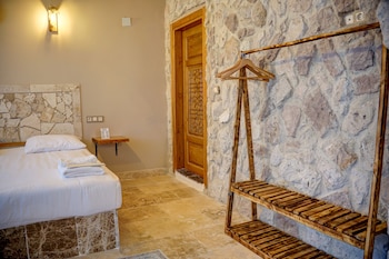 ala stone hotel