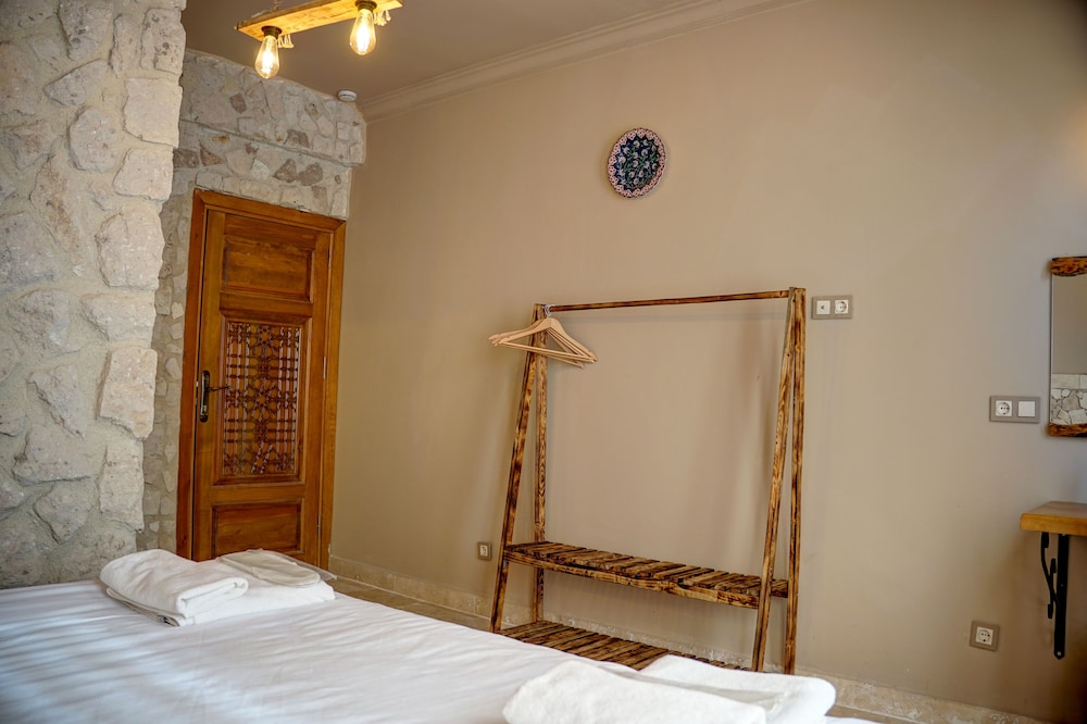 ala stone hotel