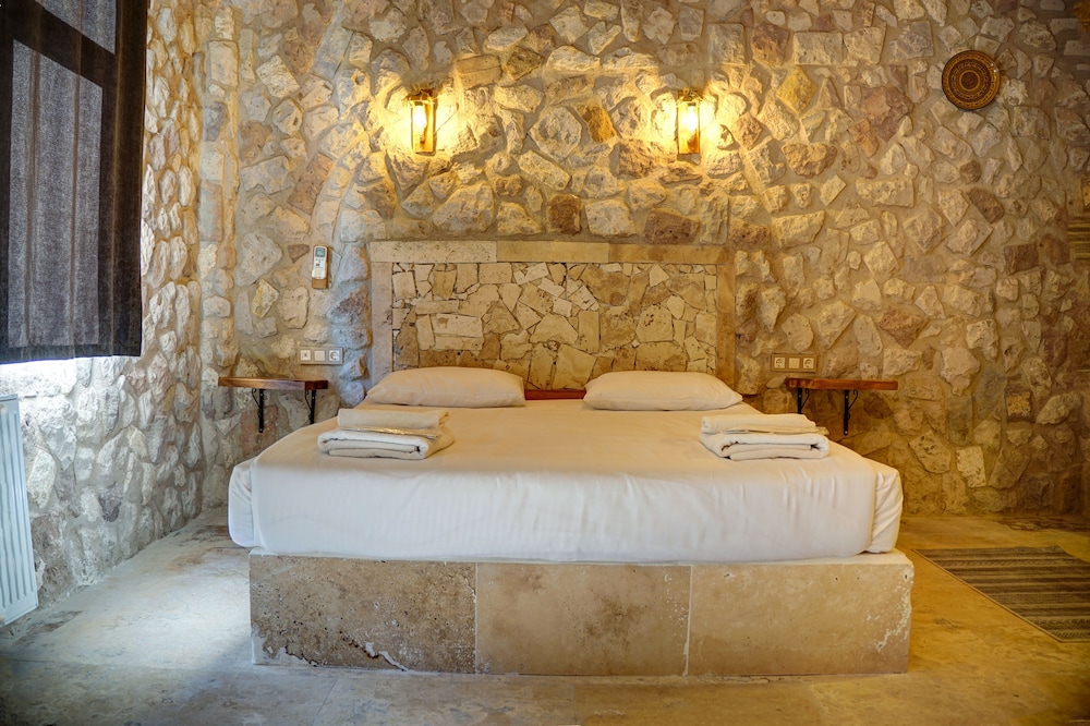 ala stone hotel