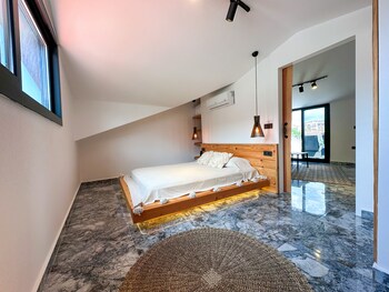 cabana boutique hotel cafe