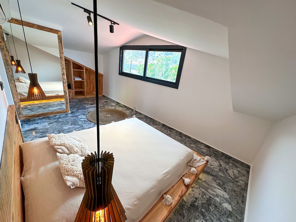 cabana boutique hotel cafe