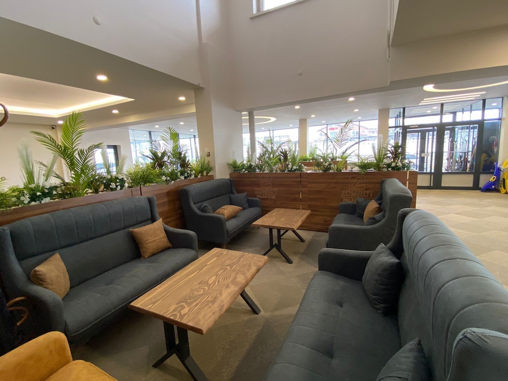 zumrut palas hotel