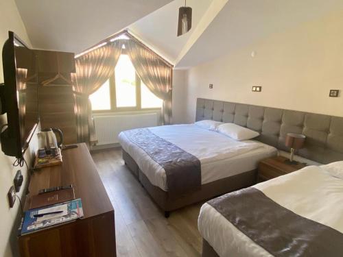zumrut palas hotel