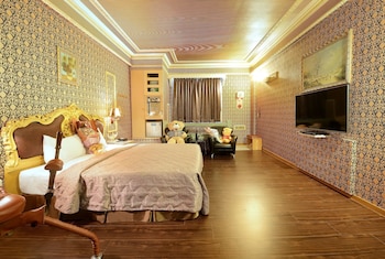 holland village motel hua pin