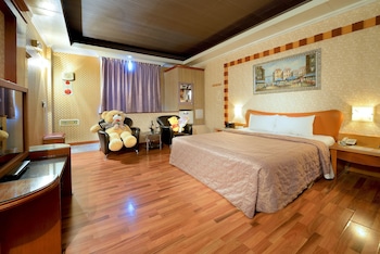 holland village motel hua pin