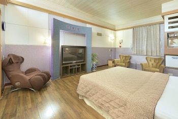 holland village motel hua pin