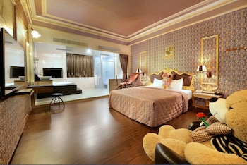 holland village motel hua pin