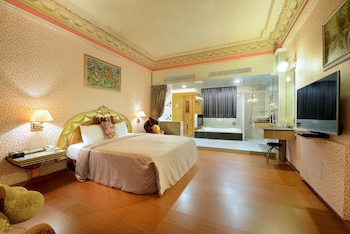 holland village motel hua pin