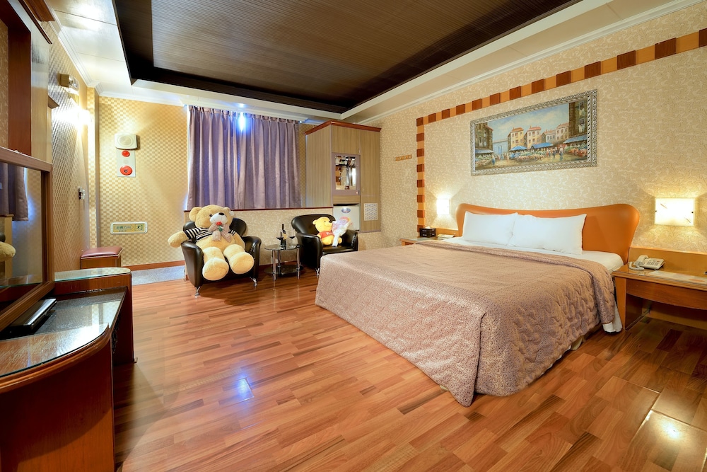 holland village motel hua pin