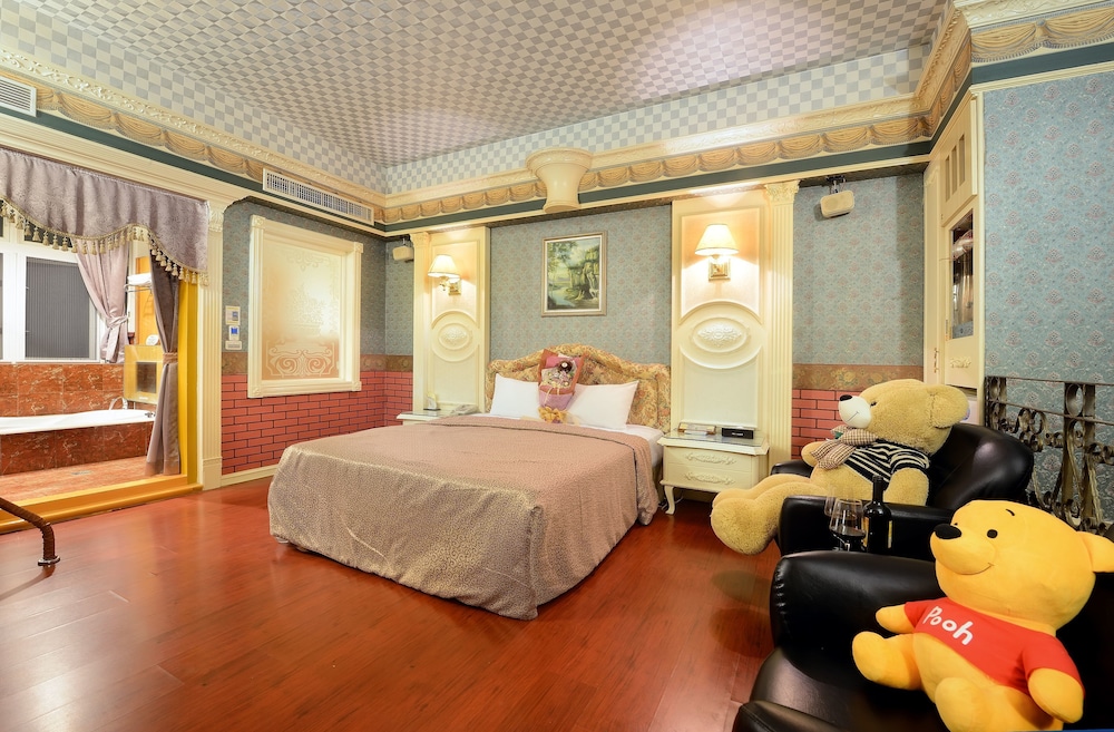 holland village motel hua pin