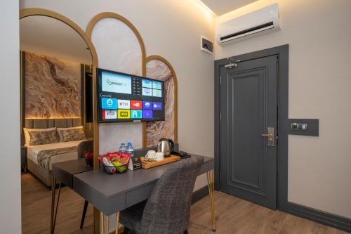 world class airport hotel