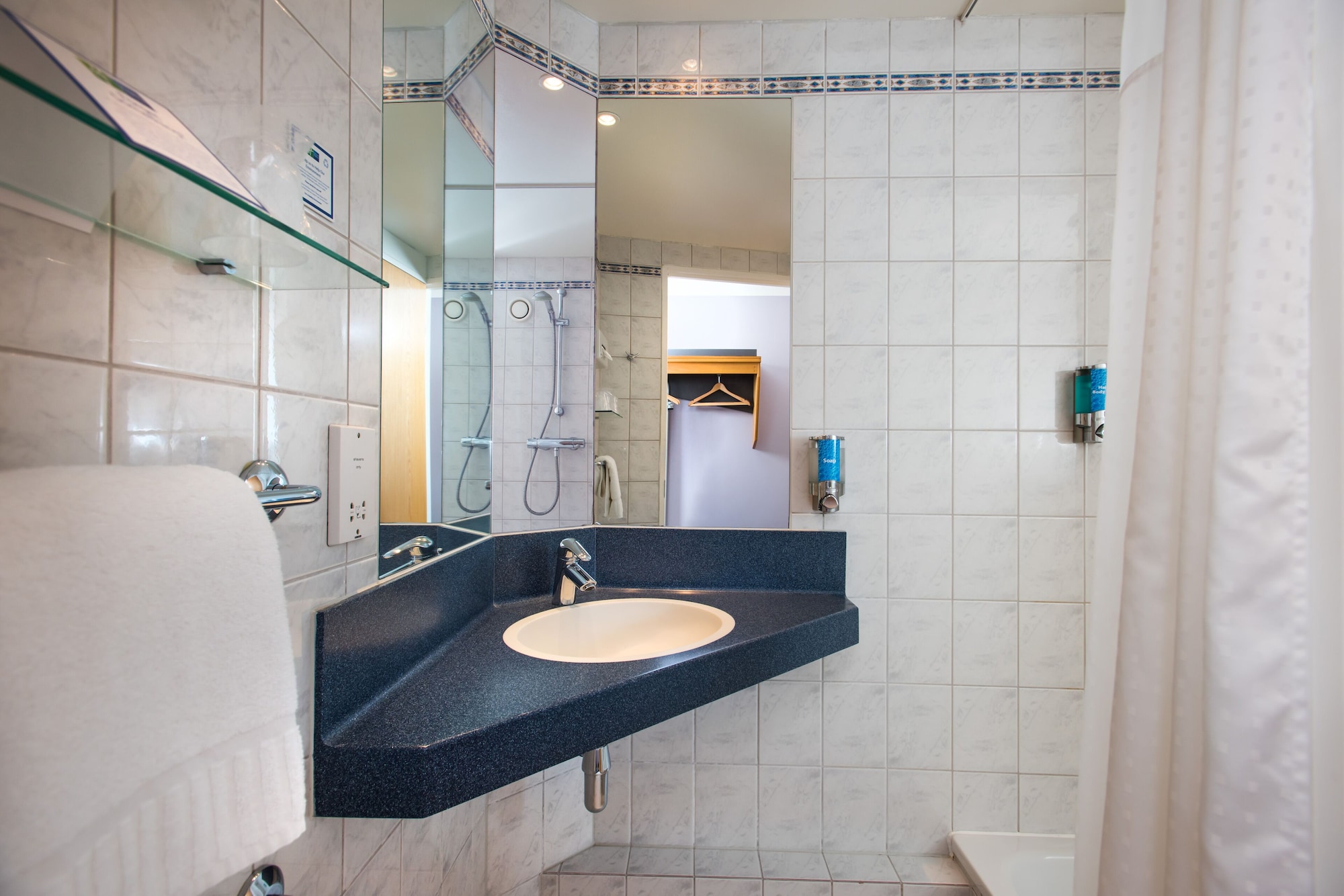 holiday inn express bristol filton by ihg