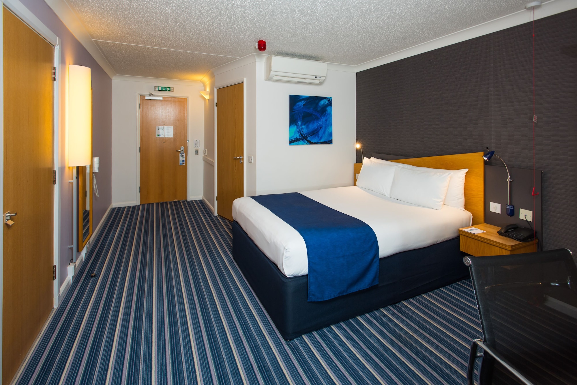 holiday inn express bristol filton by ihg
