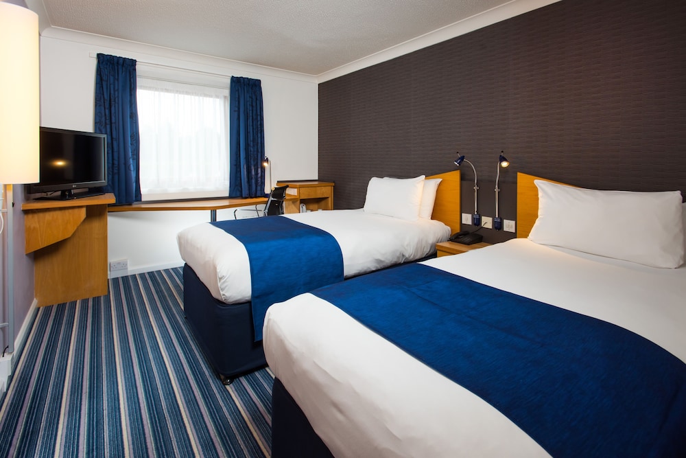 holiday inn express bristol filton by ihg
