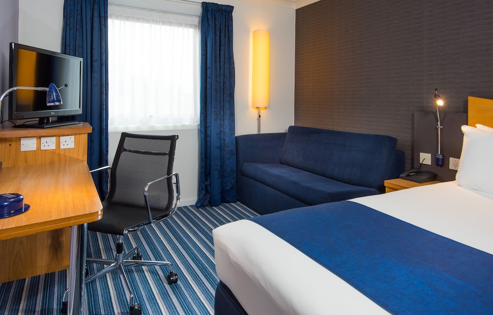 holiday inn express bristol filton by ihg