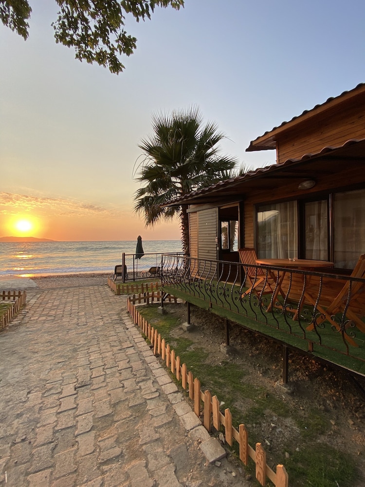 lazoglu bungalov