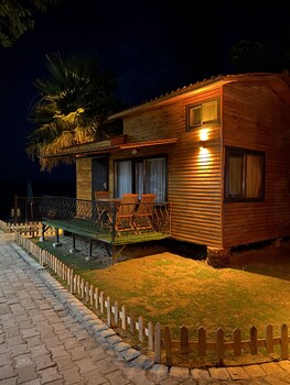 lazoglu bungalov