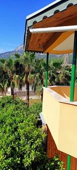 santana hotel