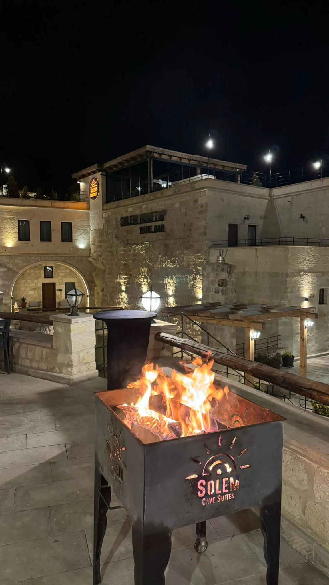 solem cave suites