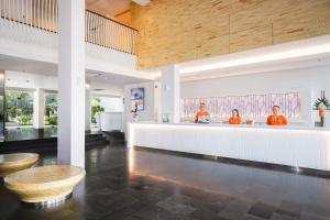 Harris Resort Batam Waterfront,Batam Centre>>Batam,4 star