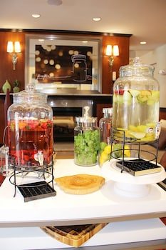 Hilton Garden Inn Falls Church,District Of Columbia>>Alexandria,3 star