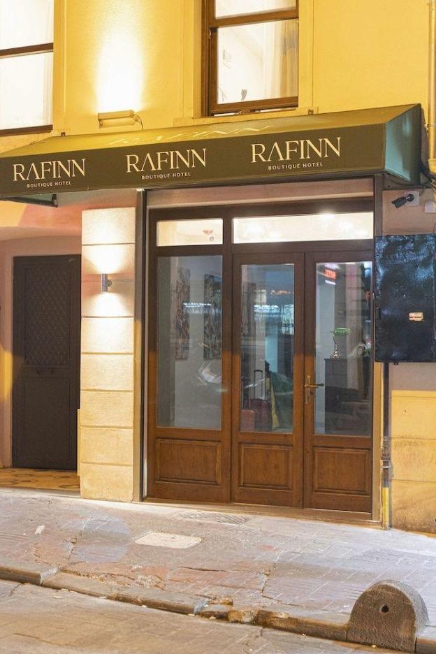 rafinn hotel