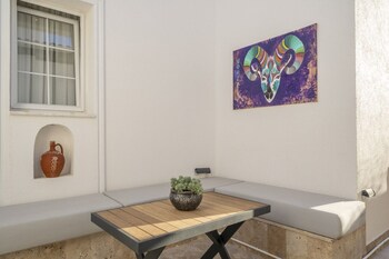 noa suite hotel