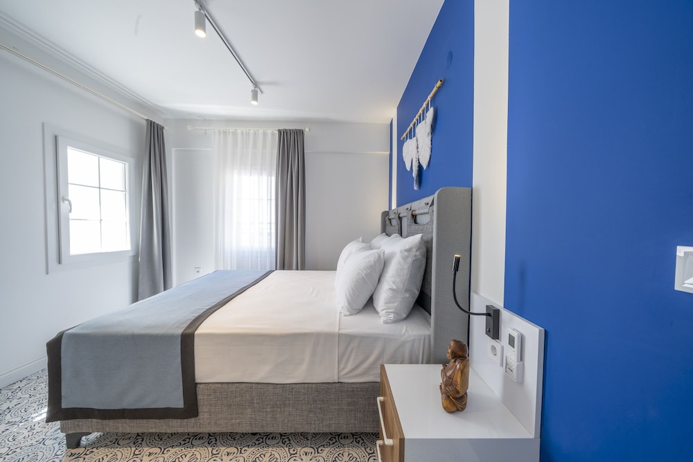 noa suite hotel