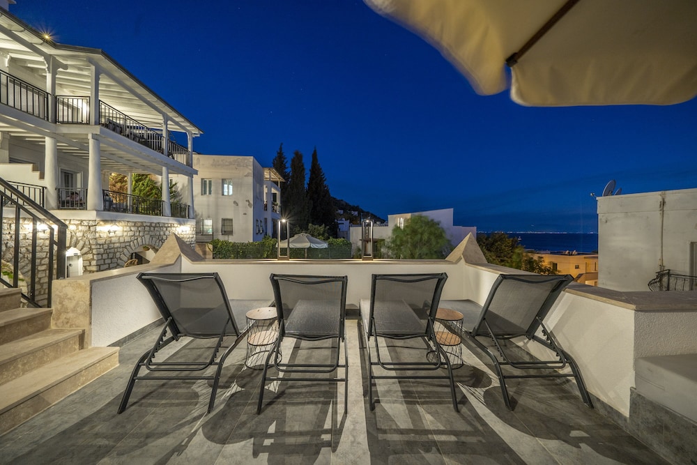 noa suite hotel