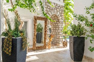 noa suite hotel