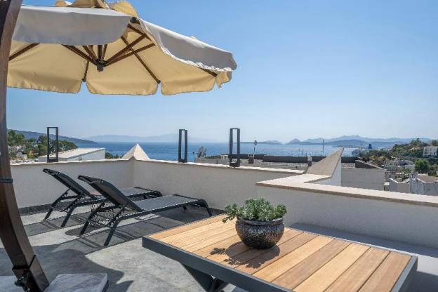 noa suite hotel