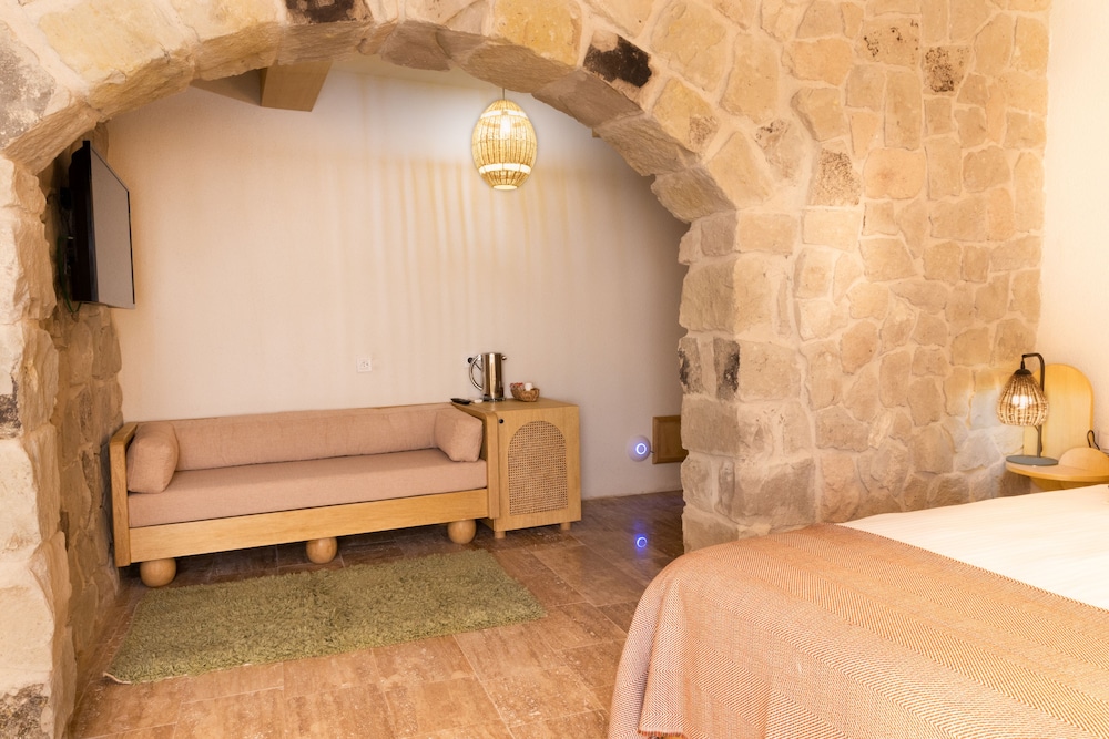 naif hotel adults only