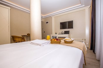 the lea hotel