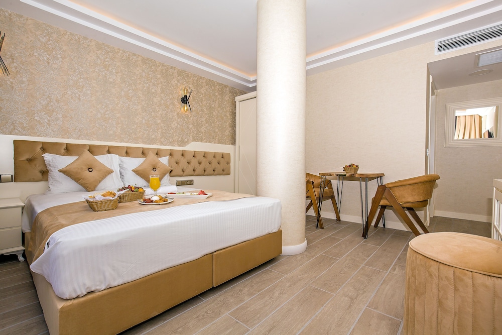 the lea hotel