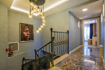 the lea hotel