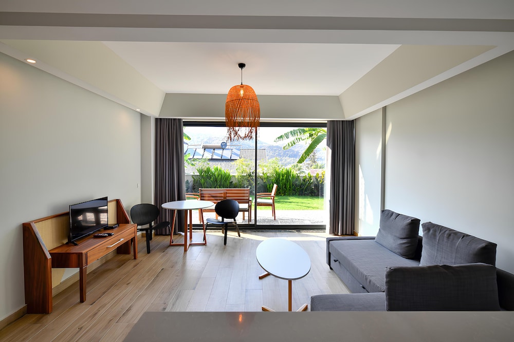 bliss suites and hotels