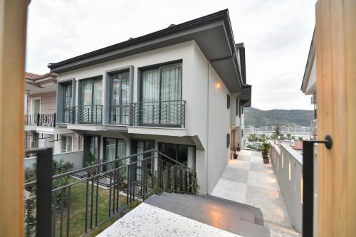 bliss suites and hotels