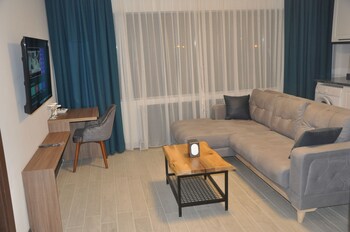golaz suit otel