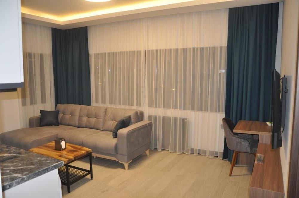 golaz suit otel
