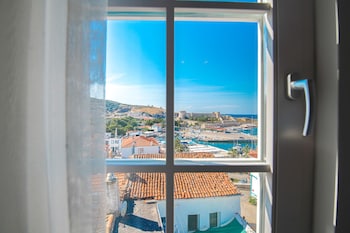 mavrella otel