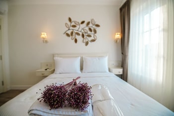 mavrella otel