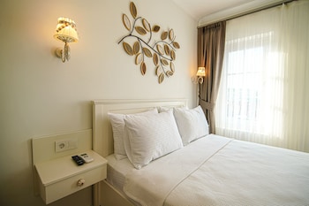 mavrella otel