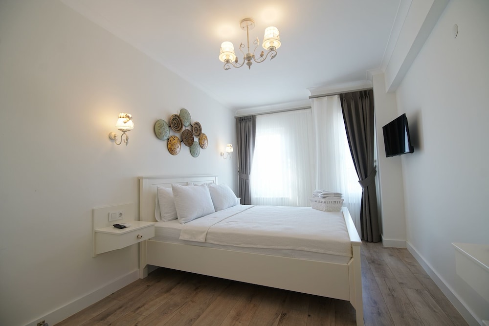 mavrella otel
