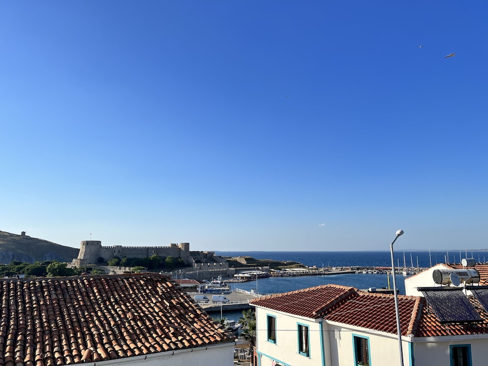 mavrella otel