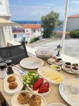 mavrella otel
