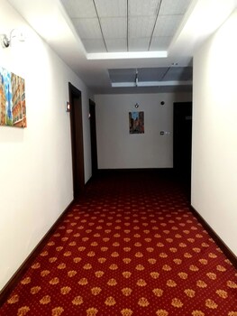 beyaz saray hotel