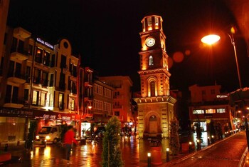 leons hotel