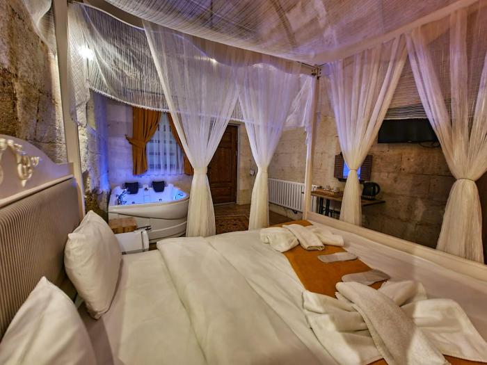 lavinia cappadocia