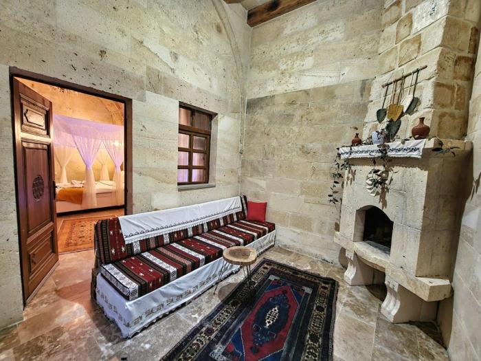 lavinia cappadocia