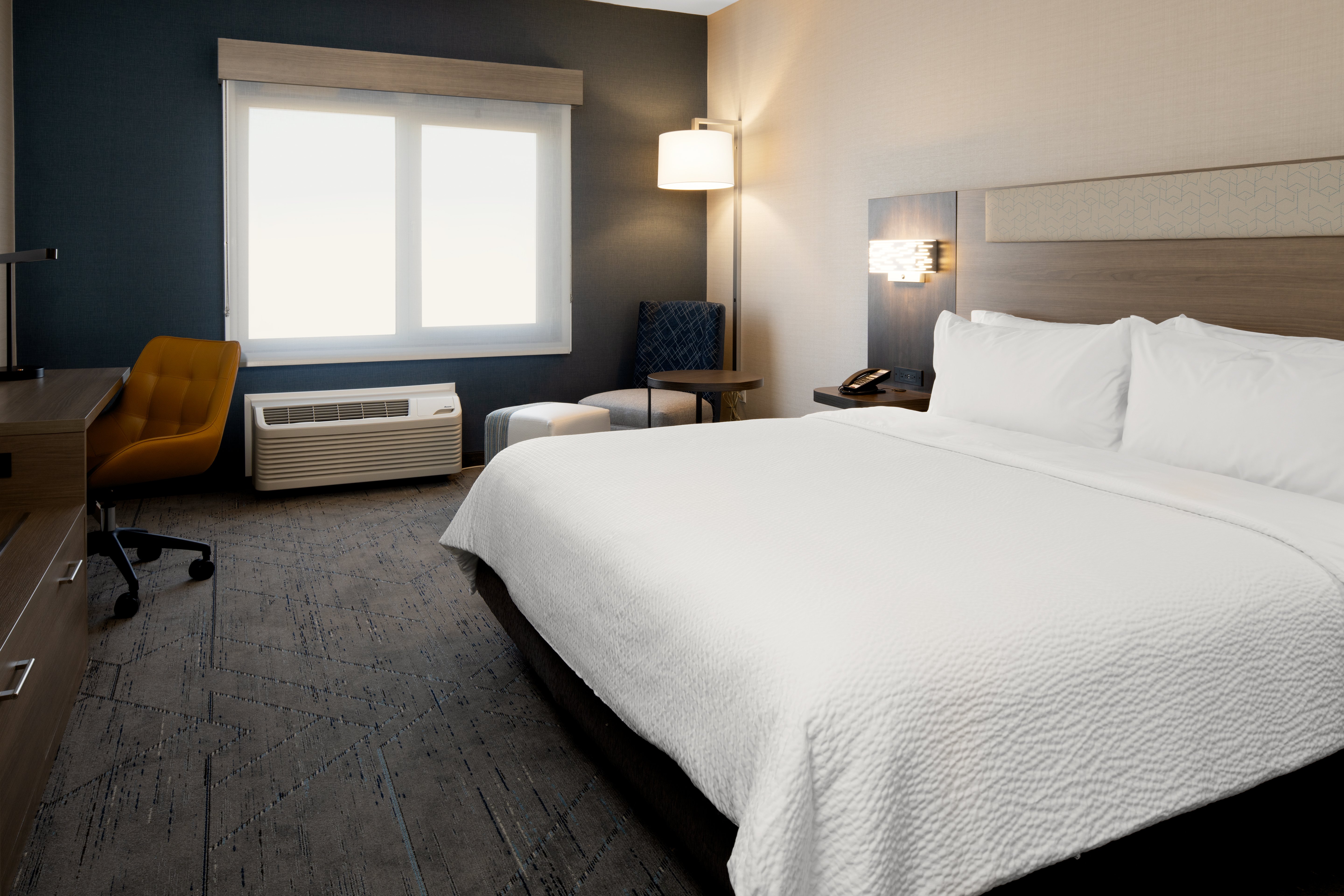 holiday inn express and suites hollister an ihg hotel